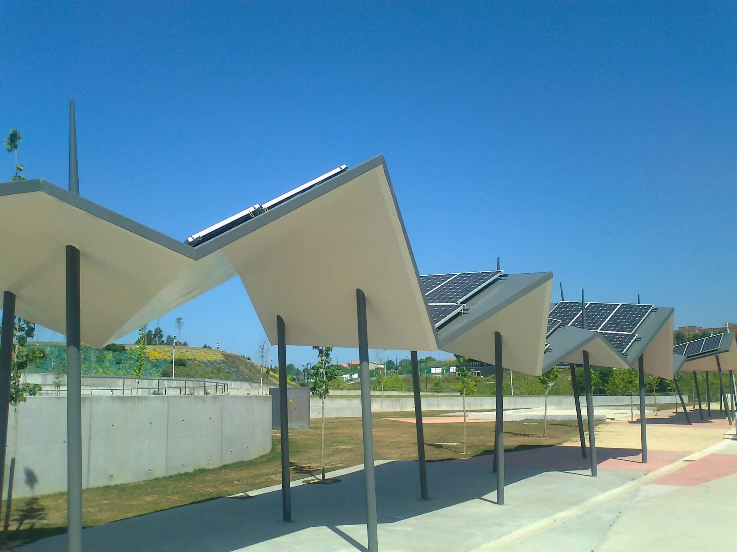 Pérgolas-Fotovoltaicas-Vigo-1